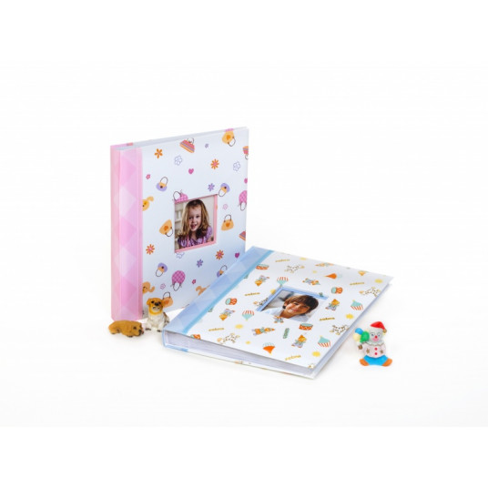  Albumas  KPH FA-923 Happy kids 29x32 60psl | vaikiškas | kampučiai/lipdukai | max 10x15 240 | viršelyje keičiama nuotrauka 