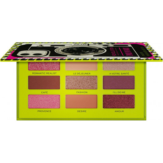Revolution - Eye shadow palette X Emily In Paris Camera Queen (Palette) 6.3 g