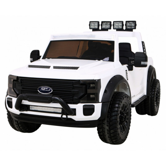 Dvivieties elektromobilis Ford Super Duty, baltas