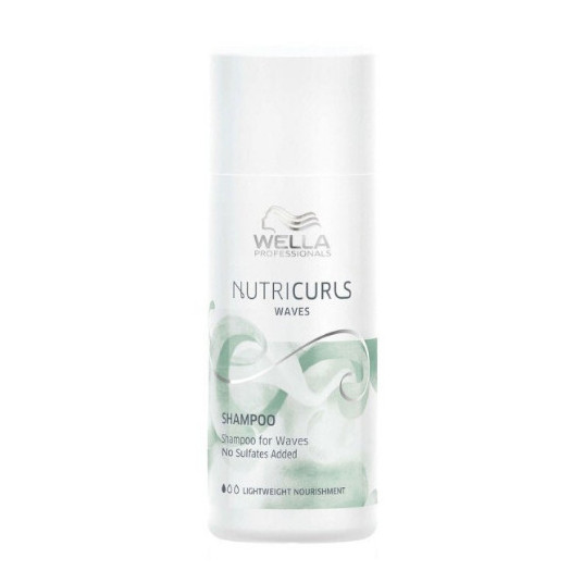 Wella Professionals - Hydrating Shampoo for Wavy and Curly Hair Nutricurls (Shampoo for Wave s) - 250 ml