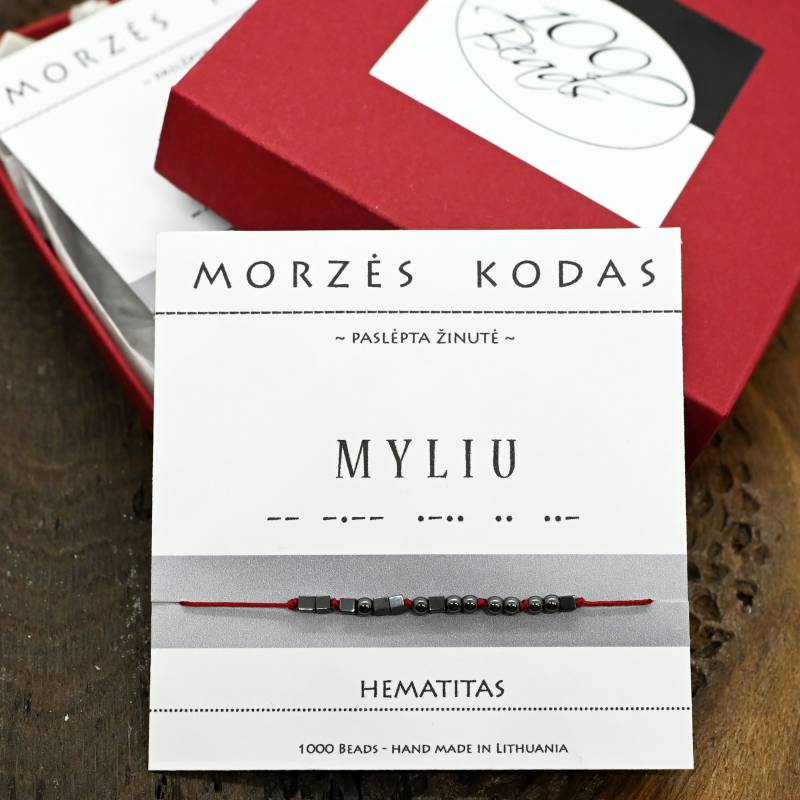 Raudono siūlo apyrankė Morzės abėcėle "Myliu". Juoda blizgi.