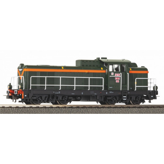 Diesel locomotive SM42 PKP V HO