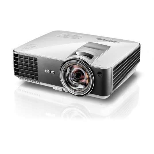  Projector BenQ MW825ST DLP, XGA, 12000;1, 3300 ANSI; Short-throw(87''@0.91m) 