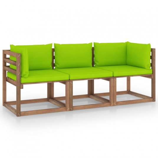 Trivietė sodo sofa iš palečių su žaliomis pagalvėlėmis, eglė